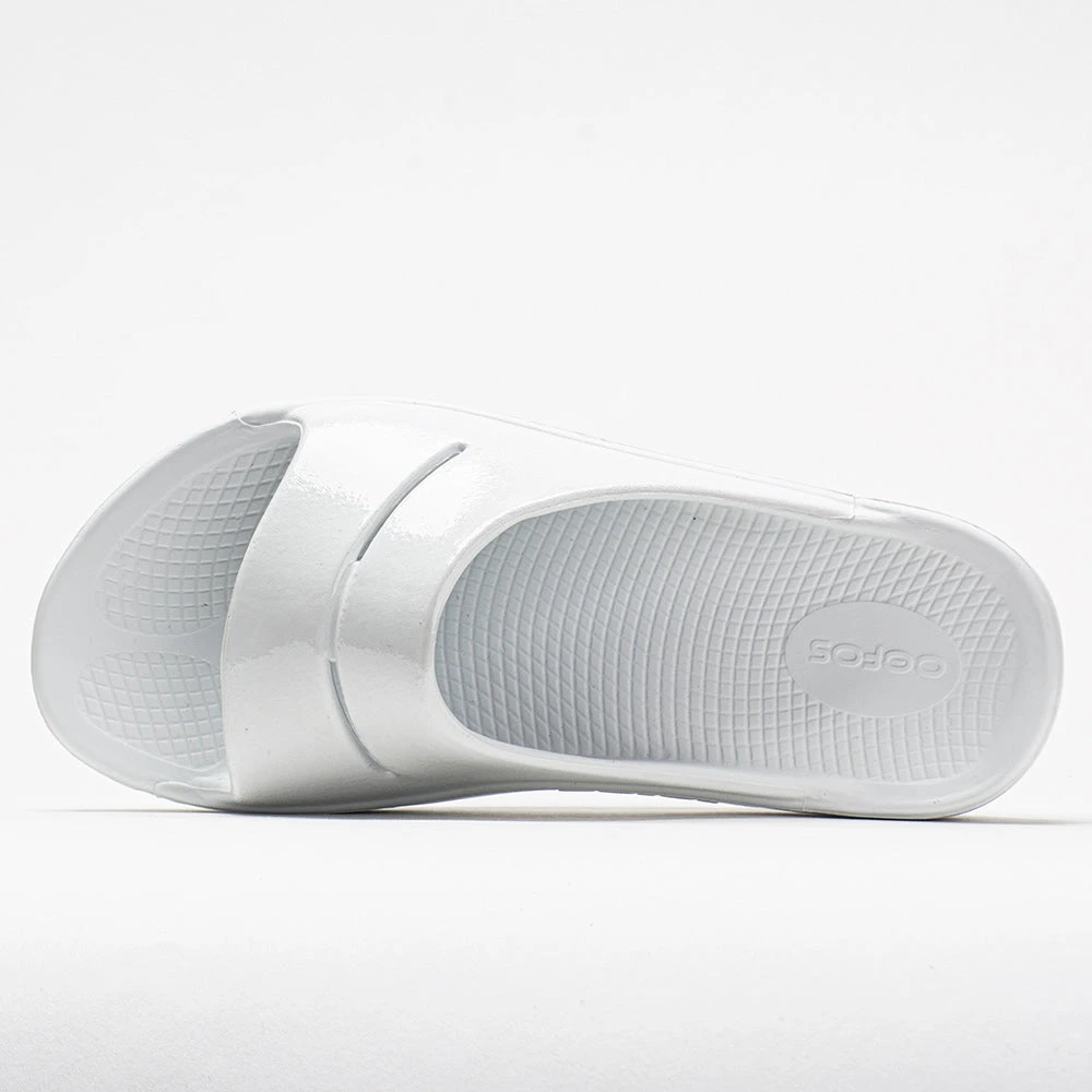 OOFOS OOahh Luxe Women's White 2 OOFOS OOahh Luxe Women's White - Image 2